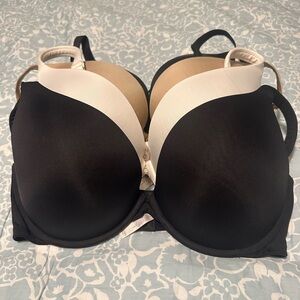 Cacique Black and Cream Bra Duo